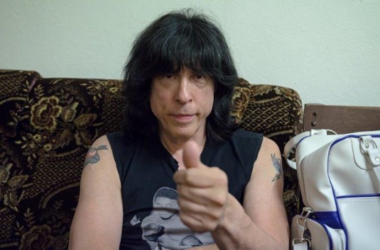 Marky Ramone deníku Ostravan.cz ochotně zapózoval v šatně.