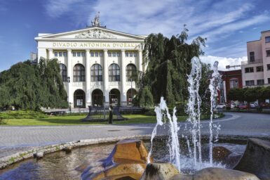 12 premiér, dva mimořádné projekty a další rekonstrukce. NDM odhalilo program pro příští sezonu