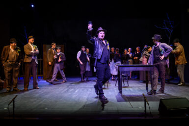 Ro(c)k na vsi: Těšínské divadlo a Čechomor v nečekaném souznění, které bolí i hřeje