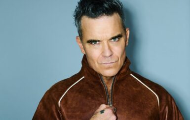 Do Ostravy míří zpěvák Robbie Williams, bude hlavní hvězdou Colours of Ostrava 2027